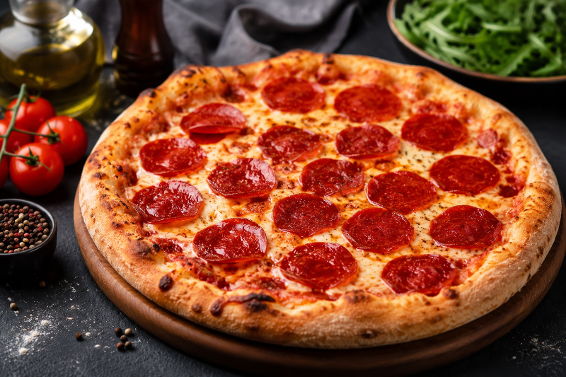 25   Pizza Salami